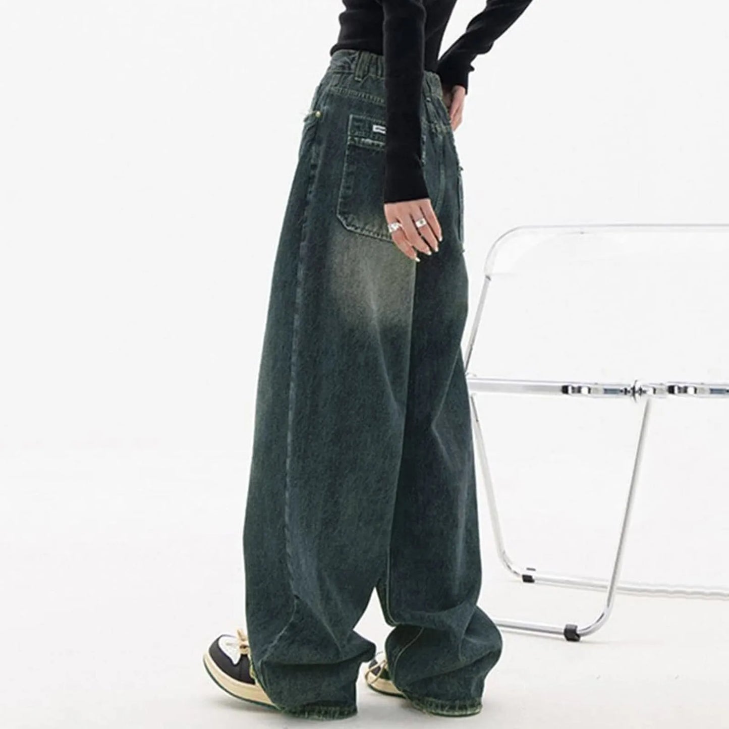 Vintage Vibe High-Waist Baggy Jeans